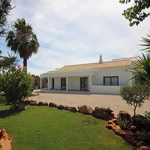 Bed and breakfast L&f House, Algoz